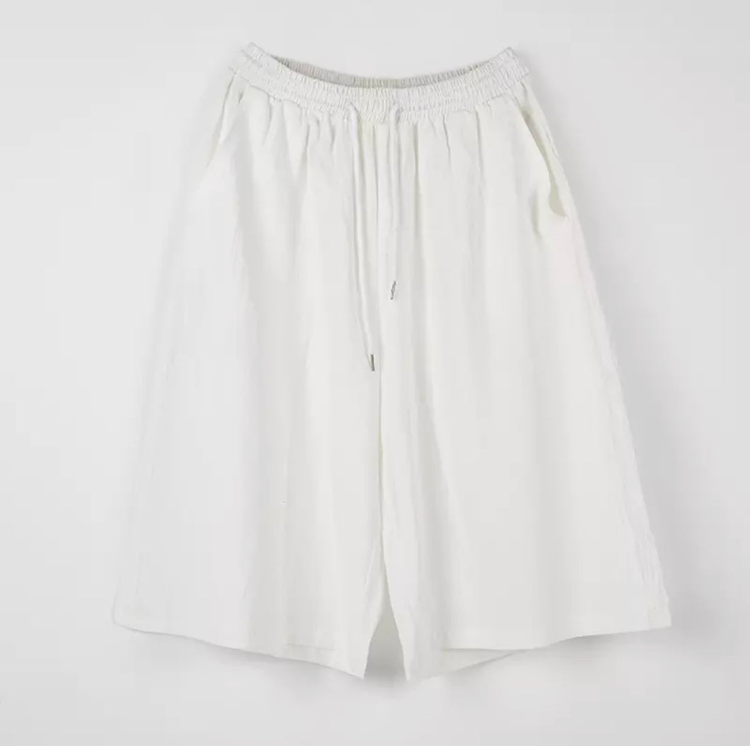 WHITE OUT SHORT